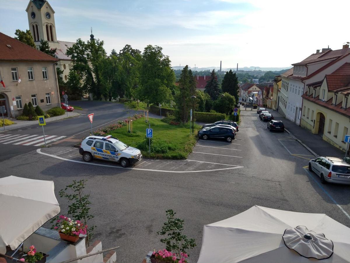 Apartmány Malý mnich Mníšek pod Brdy Exterior foto