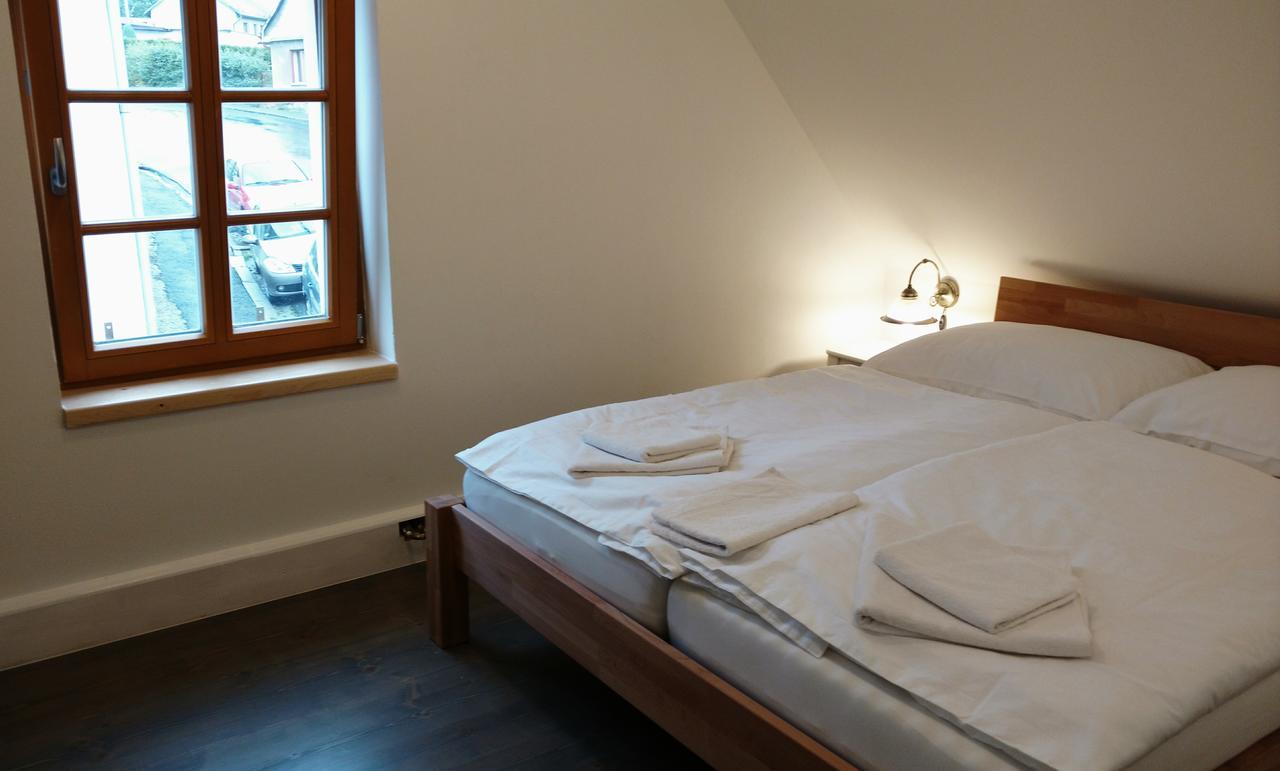 Apartmány Malý mnich Mníšek pod Brdy Exterior foto