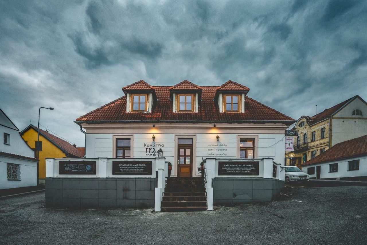 Apartmány Malý mnich Mníšek pod Brdy Exterior foto